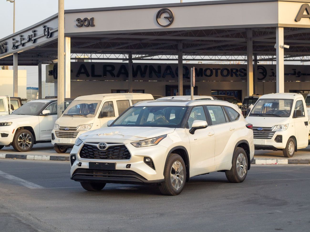 تويوتا هايلاندر EXPORT ONLY - 2.5L Highlander 2.5L Hybrid GLE (AWD)