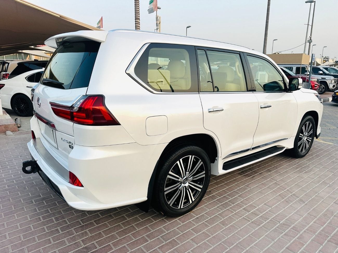 Lexus LX570 PRESTIGE