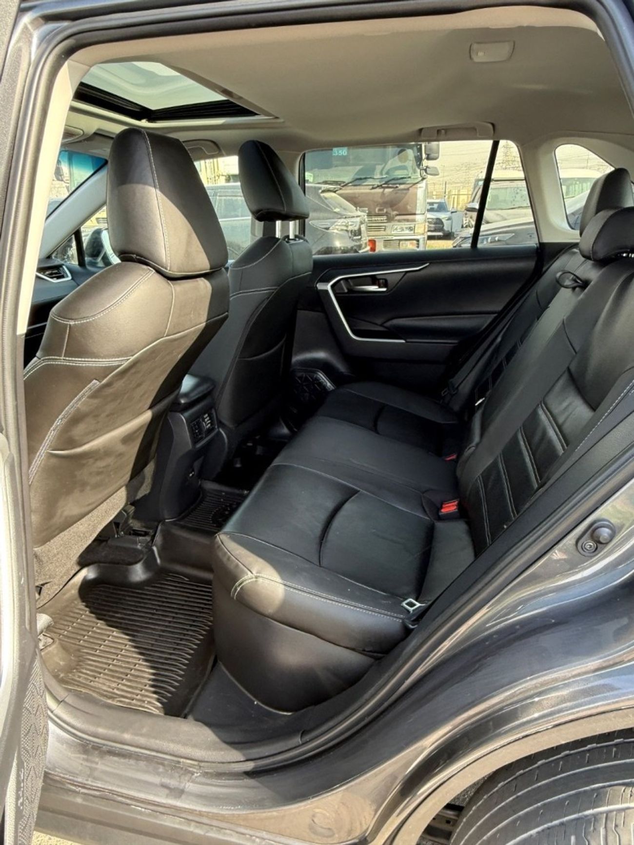 Toyota RAV4 XLE 2.5L