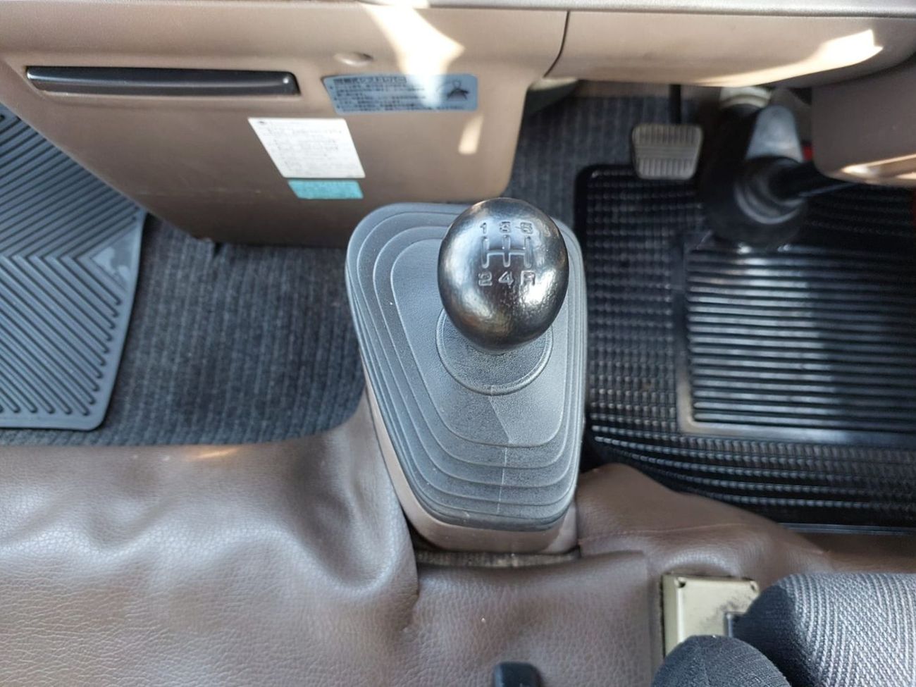 نيسان سيفيليان NISSAN CIVILIAN BUS 1995 RHD 4.1 L DIESEL MANUAL(PM00513)