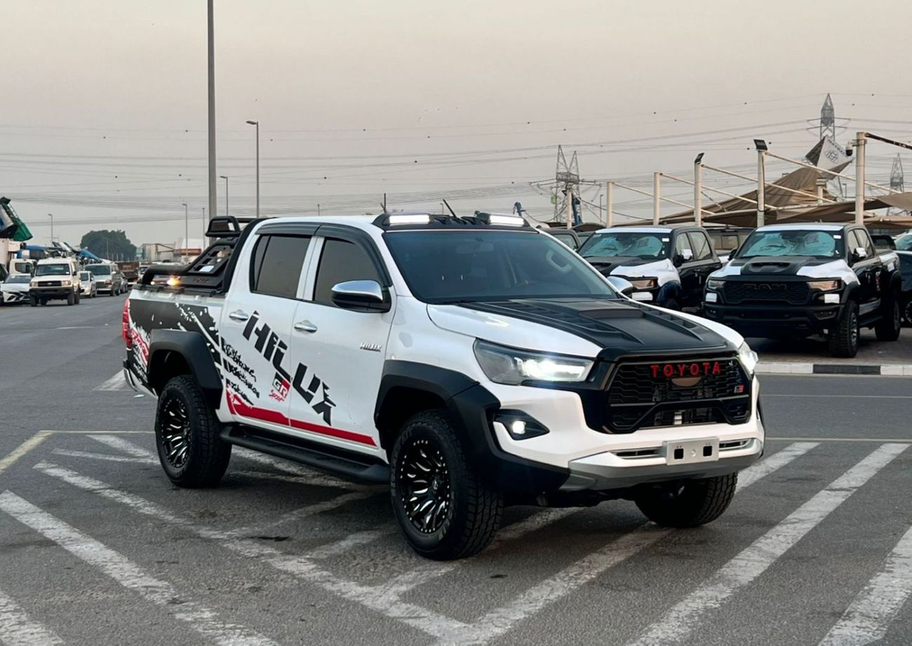 Toyota Hilux GR SPORT LHD 2.7L Petrol Automatic 4WD 6-Cylinders 5 Seats 4 Doors