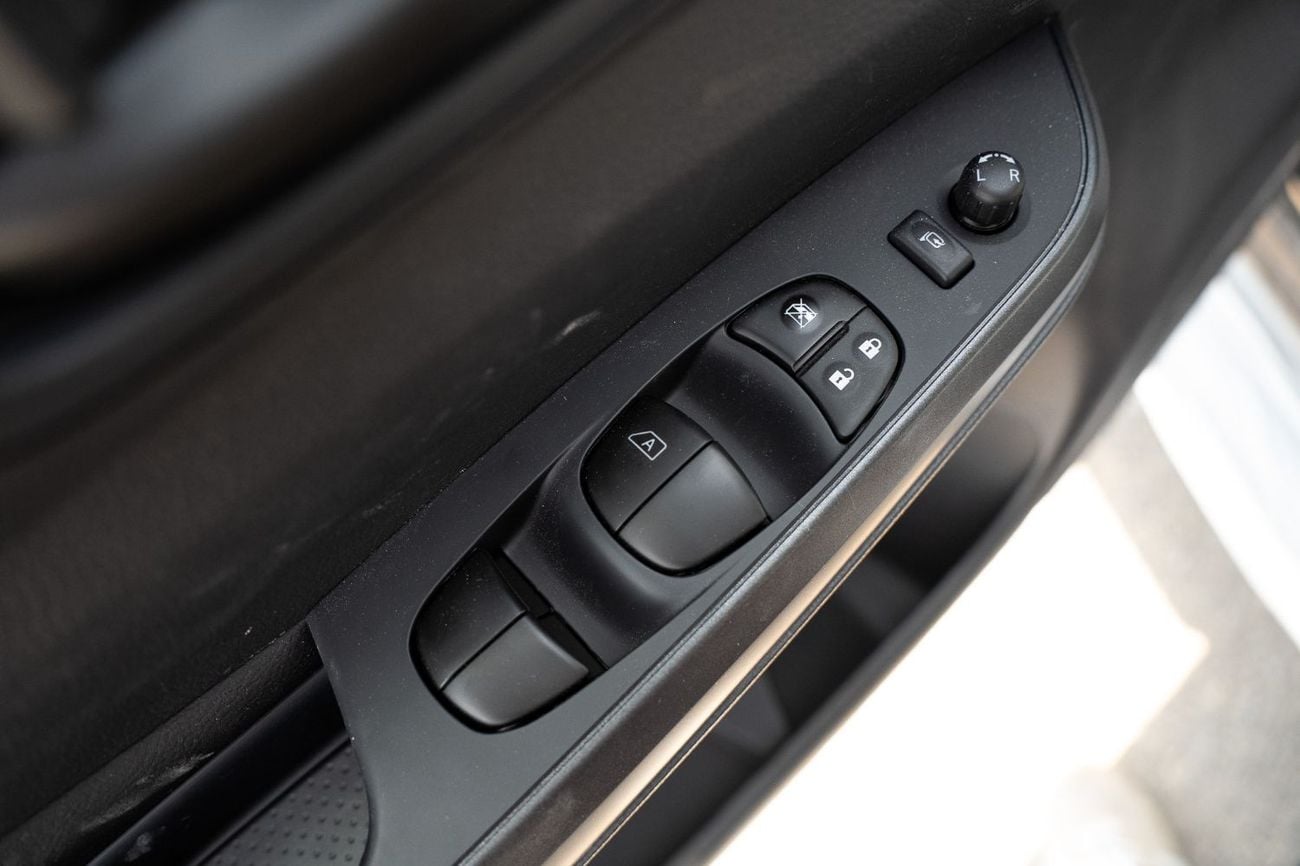 نيسان نافارا PRO-4X Off-Road | 2.5L Diesel 4WD A/T (Only For Export)