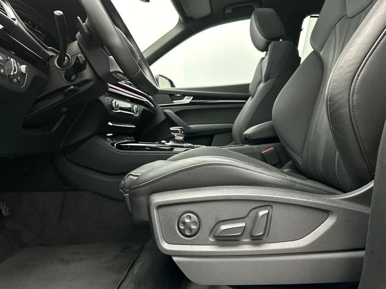 Audi Q5 45 TFSI SPORTBACK S-LINE Sportback S line 45 TFSI quattro 249hp (Ref# 43840)