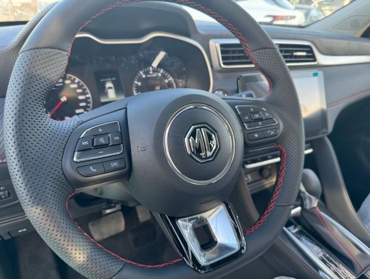 أم جي ZS 1.5L PETROL 2024 GCC