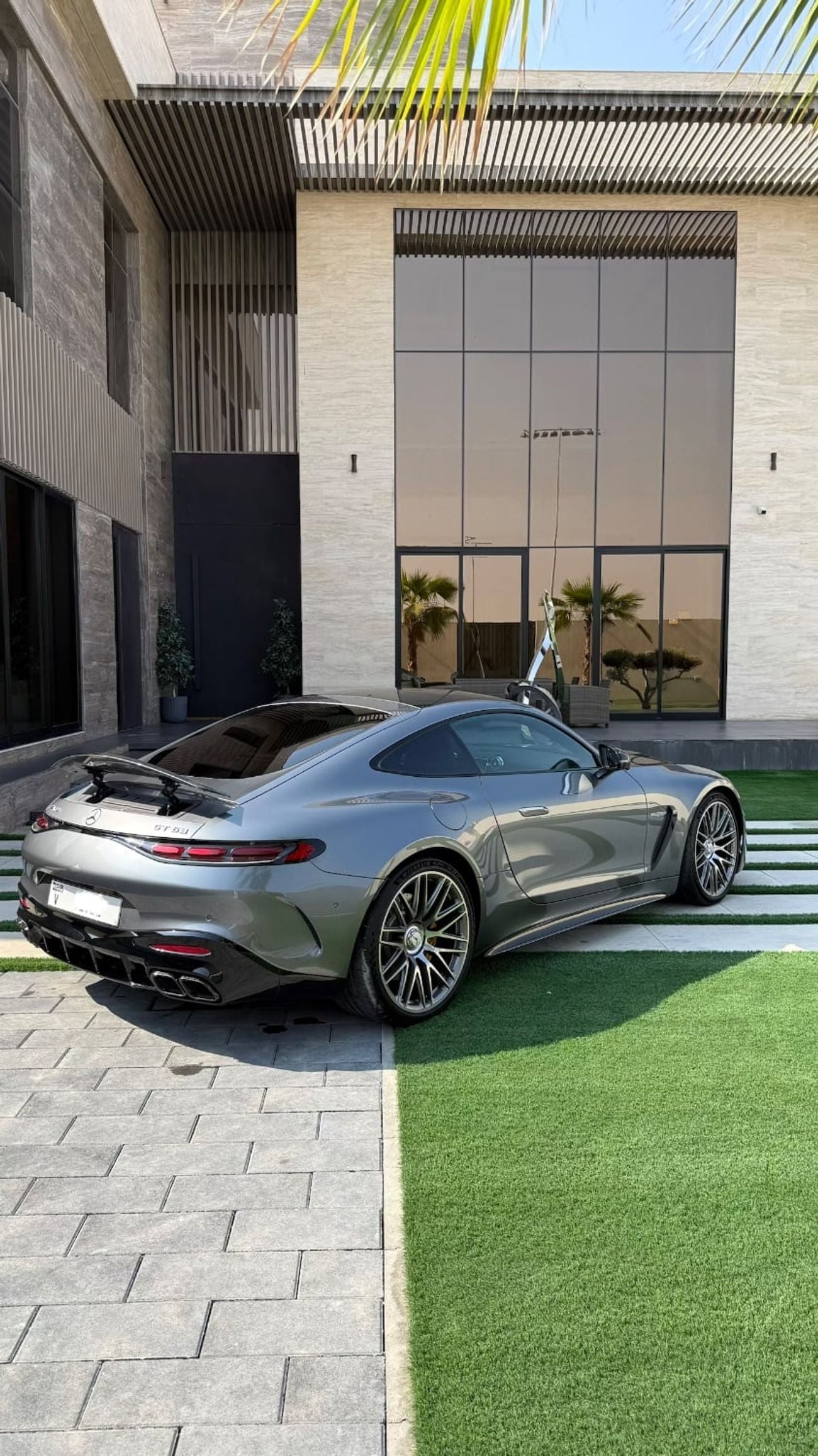 Mercedes Benz AMG GT 63 2024 / Clean car