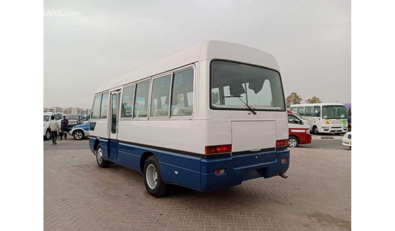 Mitsubishi Rosa MITSUBISHI ROSA BUS RIGHT HAND DRIVE  (PM1537)