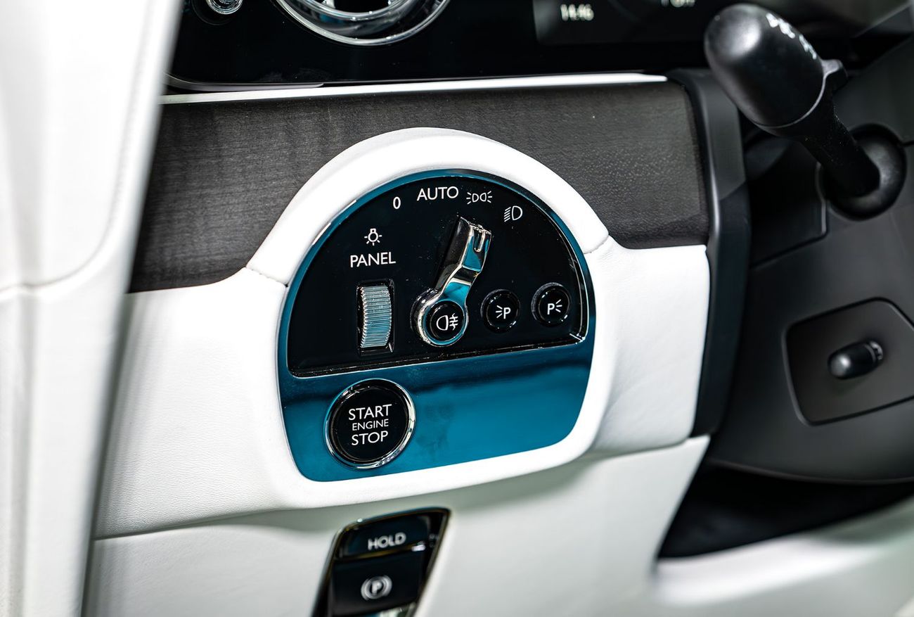 Rolls-Royce Spectre ROLLS-ROYCE SPECTRE PRIMAVERA INSPIRED MY26 FULL