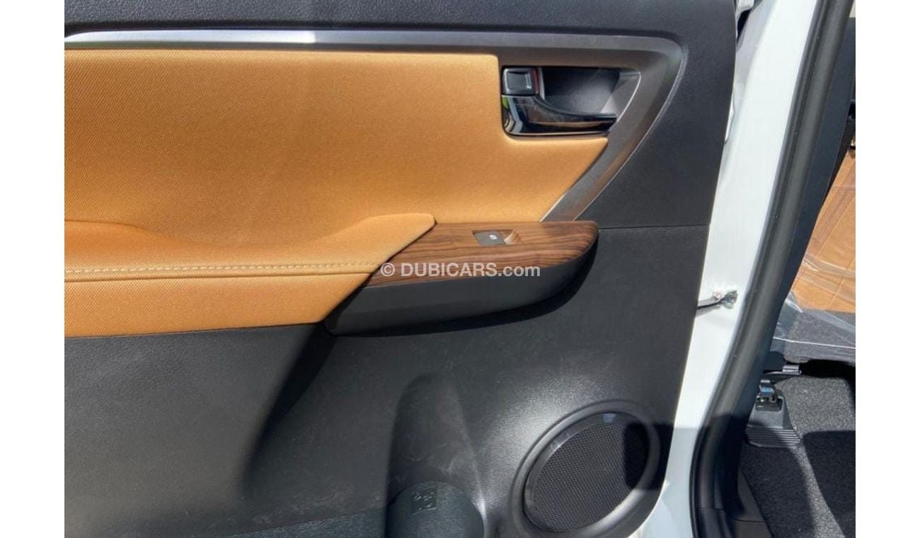 Toyota Fortuner TOYOTA FORTUNER 2.8L DSL  4/4 FULL OPTION 2023