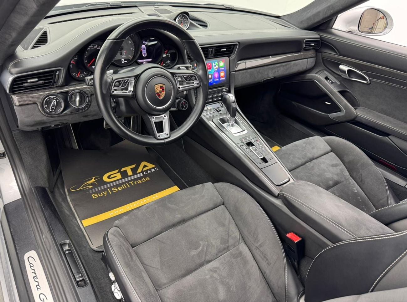 Porsche 911 2017 Porsche 911 Carrera GTS, Aug/2026 Porsche Warranty, Porsche Service History, GCC