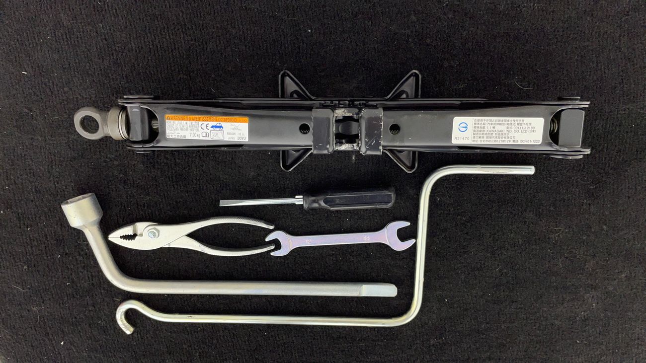 Toyota Corolla SE 1.6 | Zero Down Payment | Free Home Test Drive