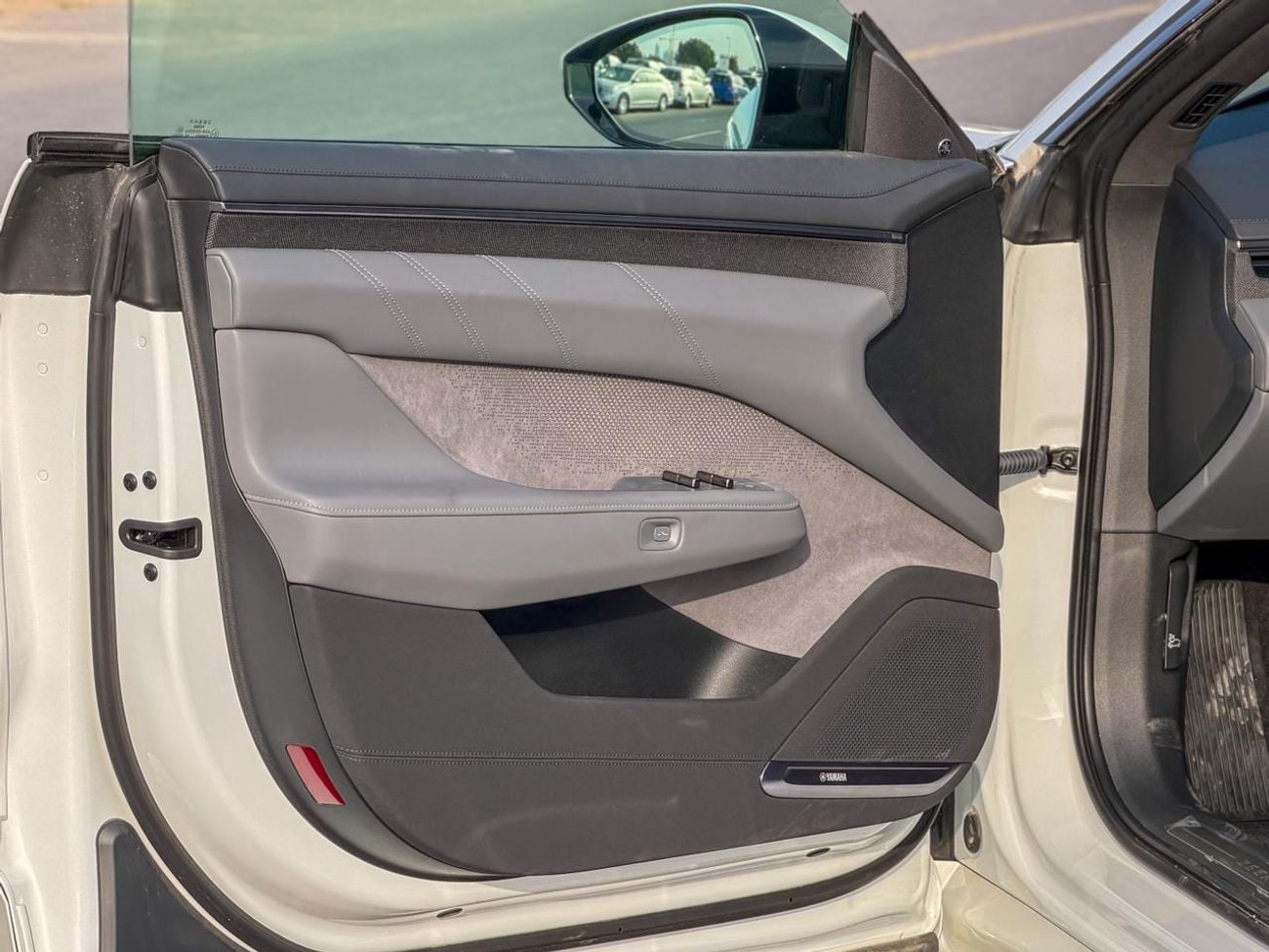 زيكر 001 Long Range AWD