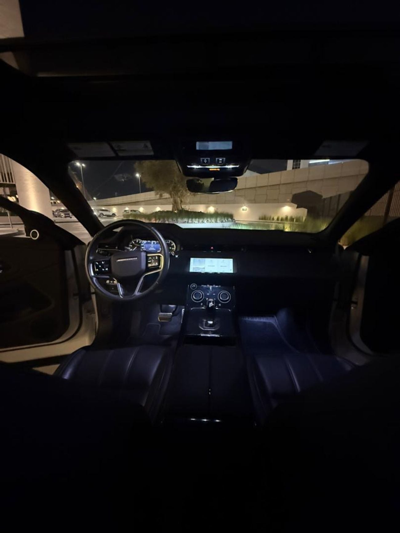 Land Rover Range Rover Evoque P250 2.0L (250 HP)