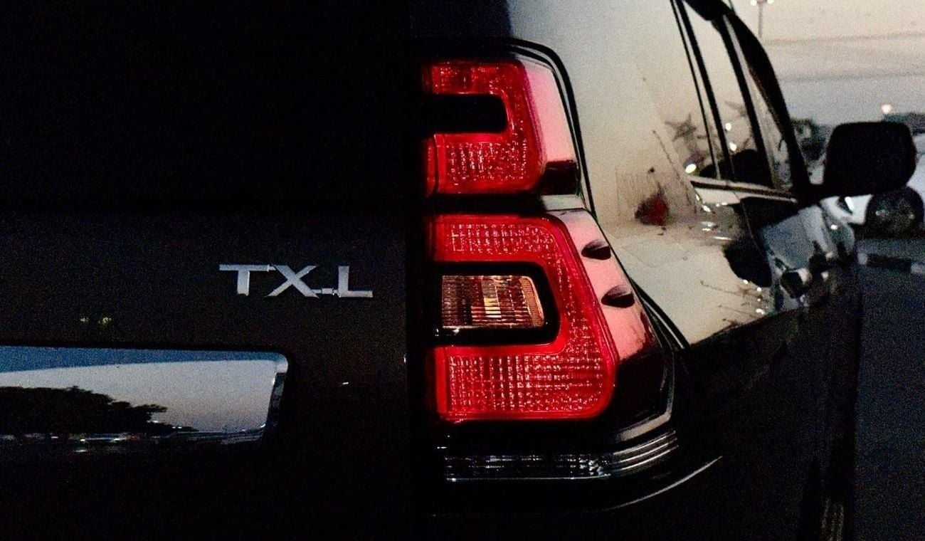 تويوتا برادو LIMGENE BODY KIT | SUNROOF | 2017 | RHD | 2.8L DIESEL | AT | PREMIUM CONDITION