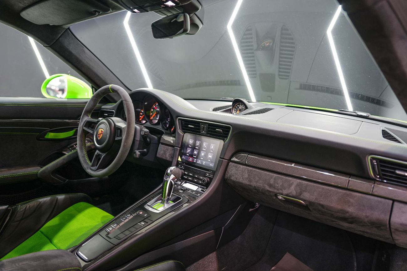 Porsche 911 GT3 RS 4.0L 2019 Porsche 911 GT3 RS, Carbon Bucket Seats, Sport Chrono Package, Dealer Warranty!!