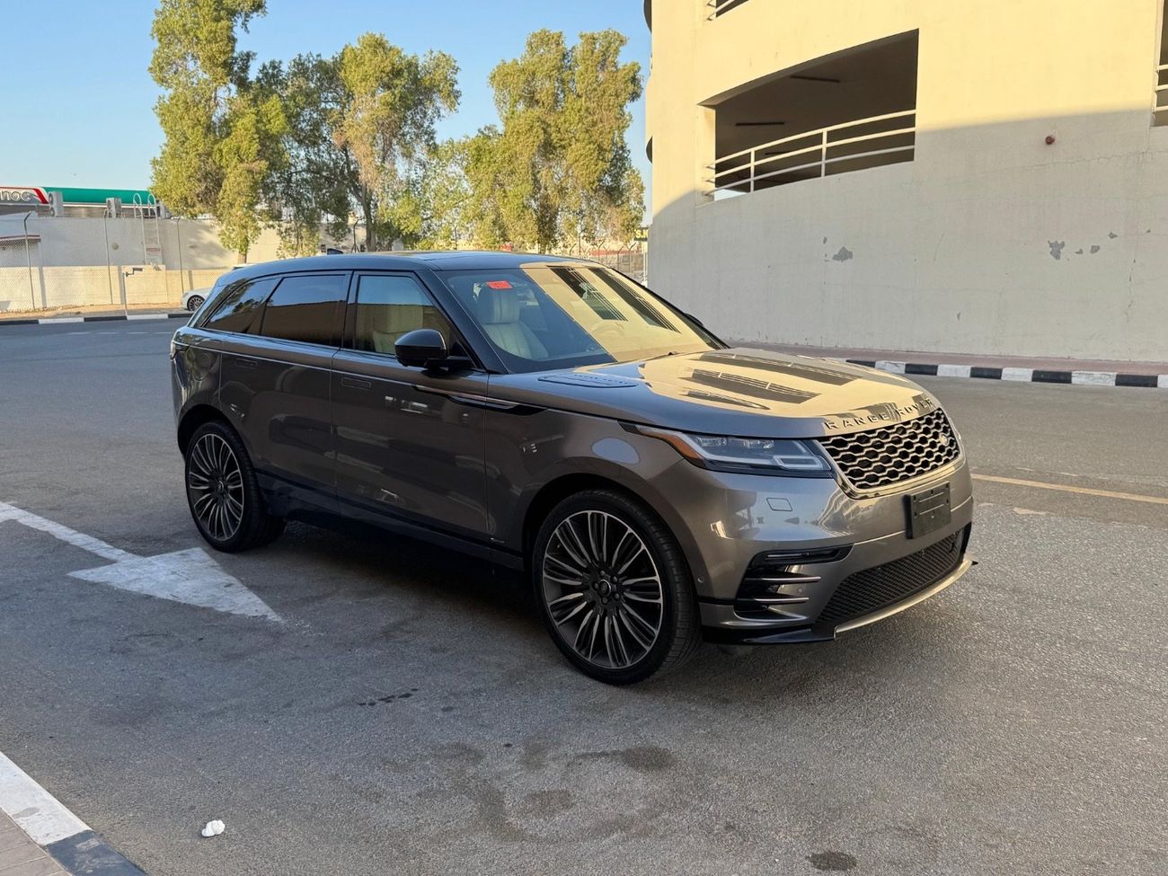 Land Rover Range Rover Velar 2018 P380 R-Dynamic HSE 3.0L 340HP CANADA IMPORTED