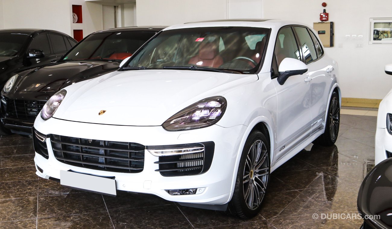 Porsche Cayenne GTS