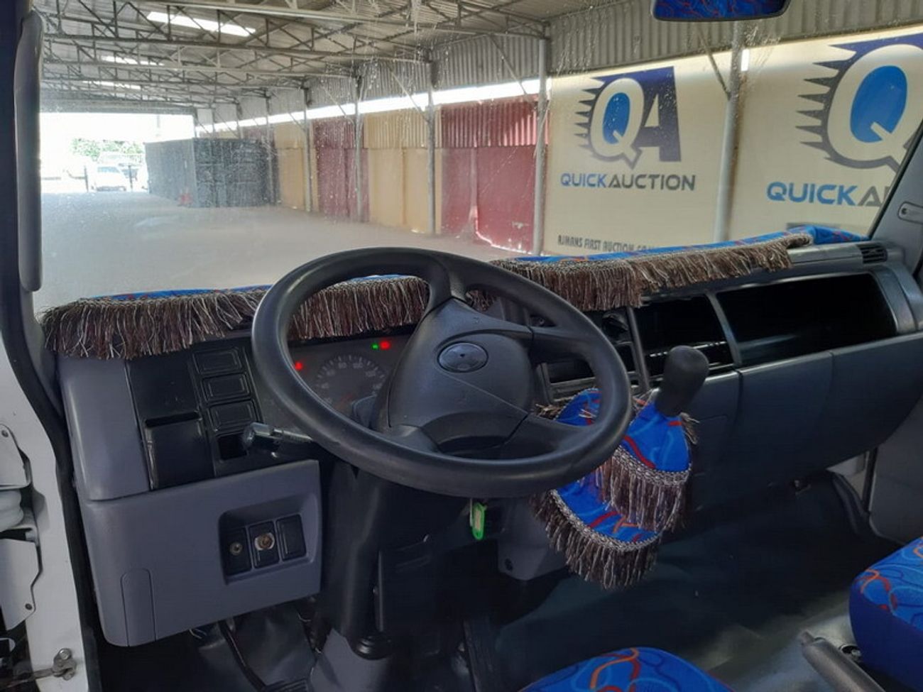 Mitsubishi Fuso Canter DIESEL / 3 TON / SHORT CHASSIS (LOT # 5307)