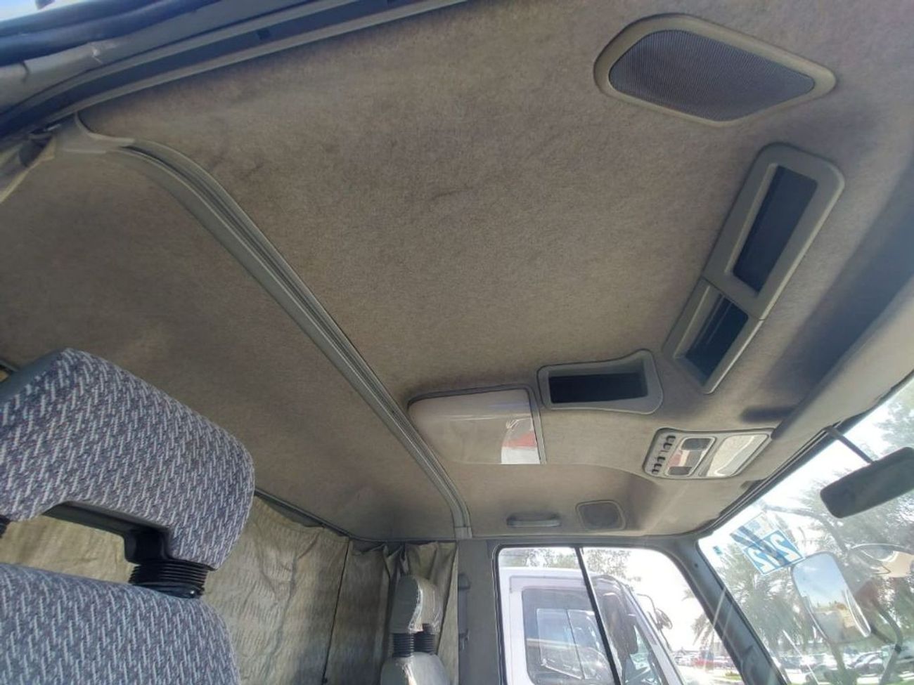 Mitsubishi Fuso Canter Fighter 6D17, RHD, 4 Ton, Flat body, 8.2L (Export Only)