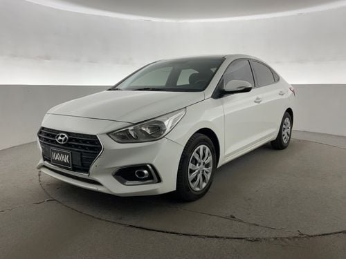 Hyundai Accent Smart / GL | National Day Celebration | Guaranteed Warranty | 0 Down Payment