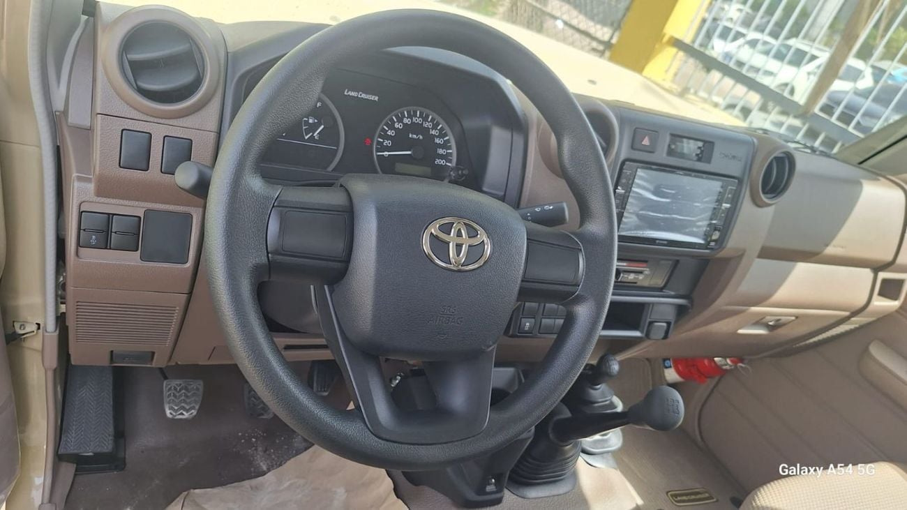 Toyota Land Cruiser Pick Up TOYOTA LAND CRUISER LC79 DC FULL OPTION AT