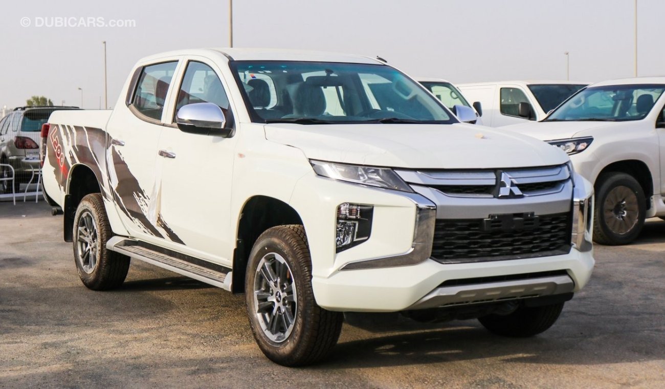 ميتسوبيشي L200 Mitsubishi L200 Pick UP 4X4 Double Cabin 2.4L Petrol