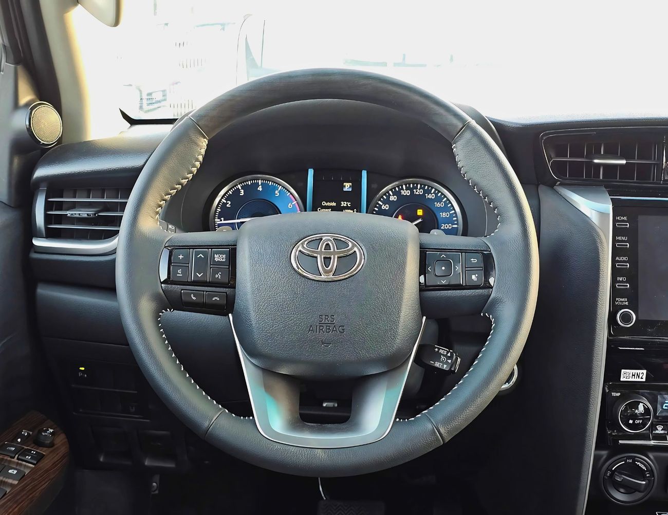 Toyota Fortuner FULL OPTION /  2.7L V4 PETROL / PUSH START/ DVD CAMERA / AUTO A/C (CODE # 69088)