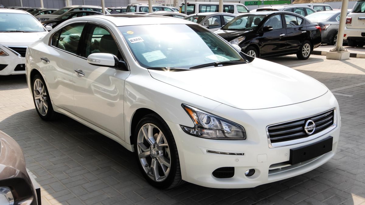 Nissan maxima 2015