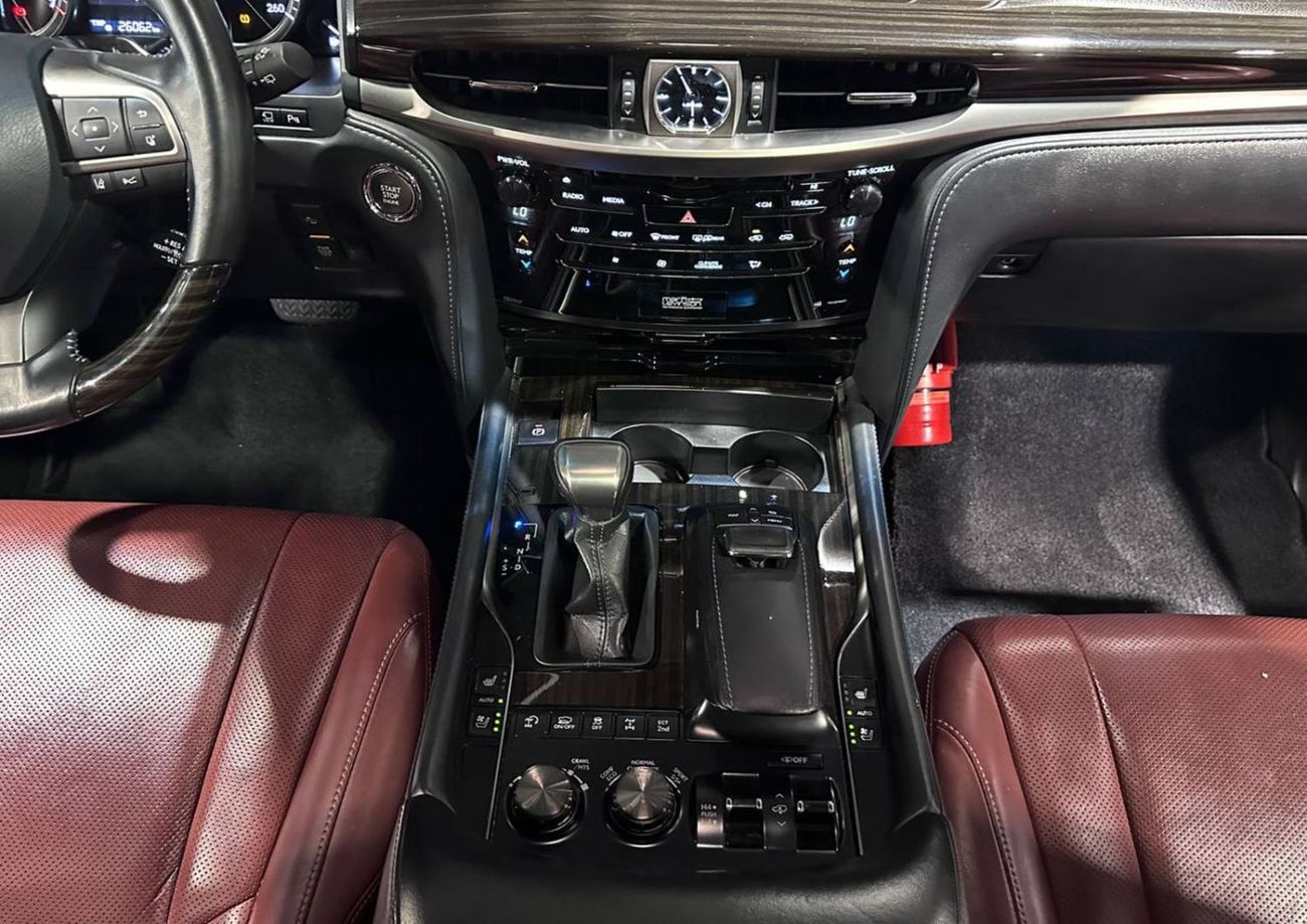 لكزس LX 570 Platinum 5.7L