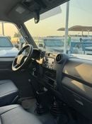 Toyota Land Cruiser Toyota Land Cruiser LC79 D/C 4.2 Engine With DIFF Lock