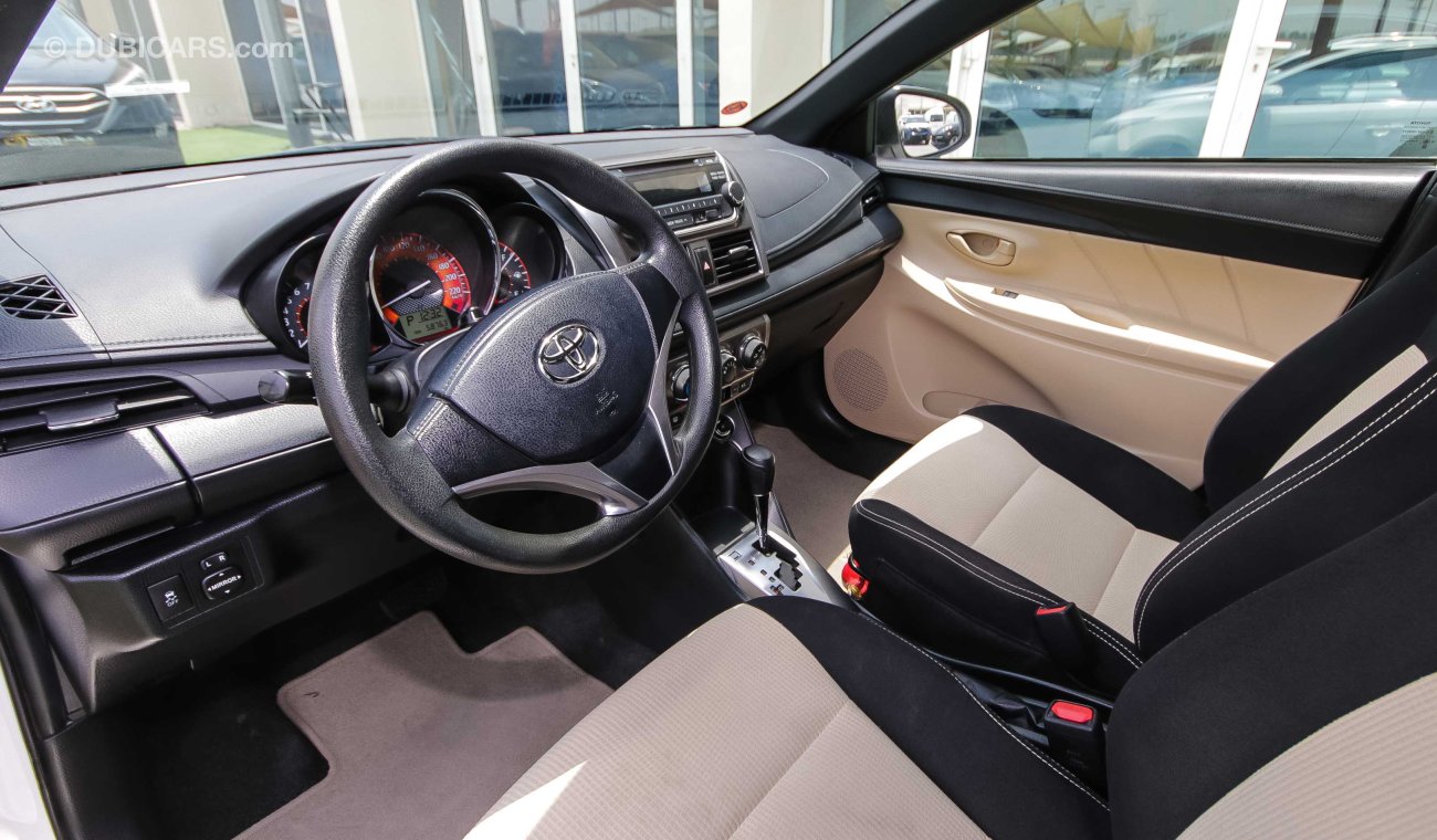 Toyota Yaris SE AGENCY WARRANTY FULL SERVICE HISTORY GCC