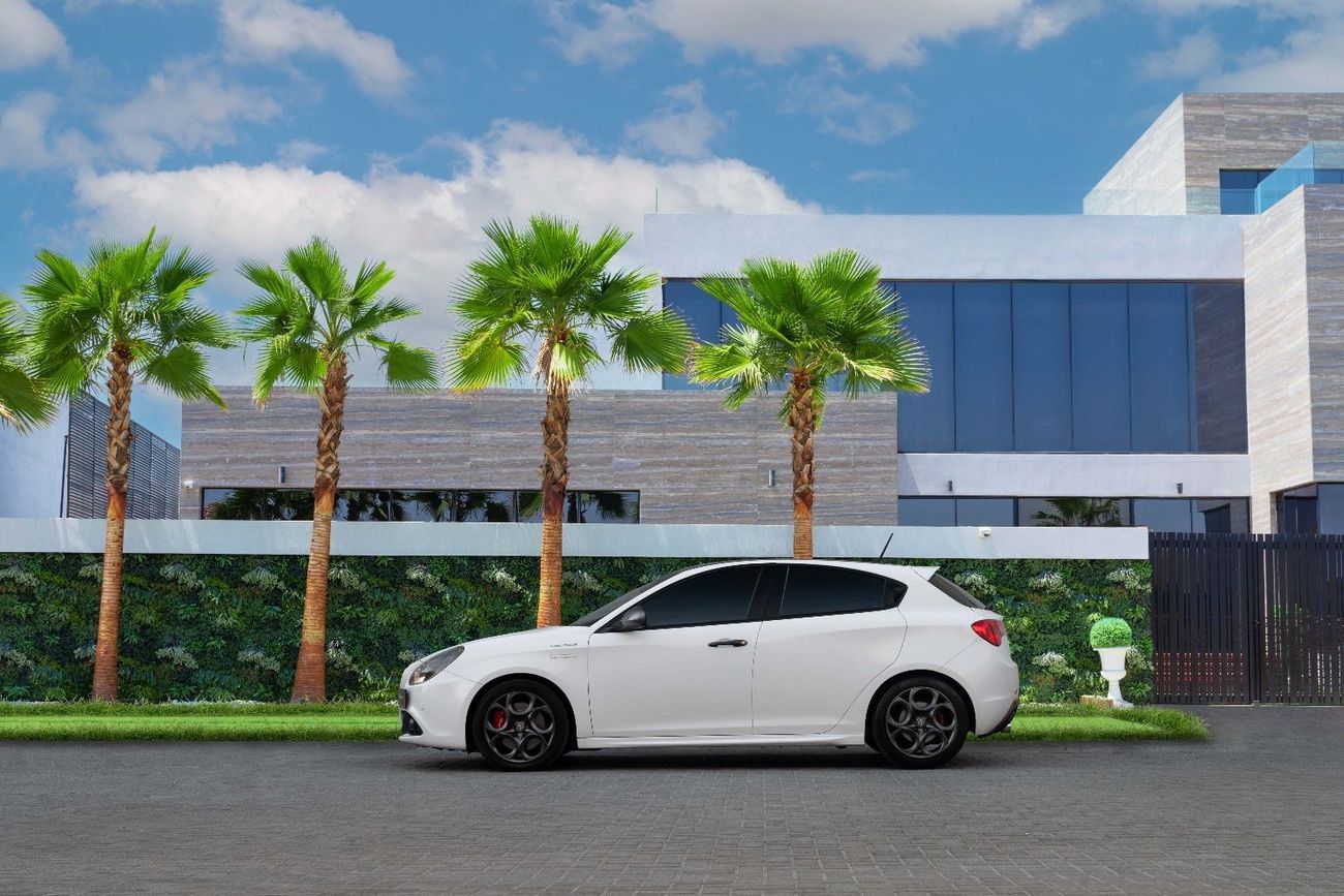 Alfa Romeo Giulietta Veloce | 1,136 P.M  | 0% Downpayment | Amazing Condition!