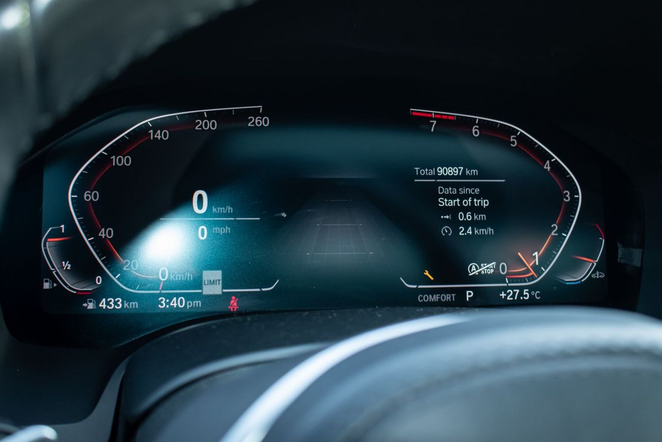 BMW M840i 2300 AED Per Month With 0% Down Payment for 5 Years)