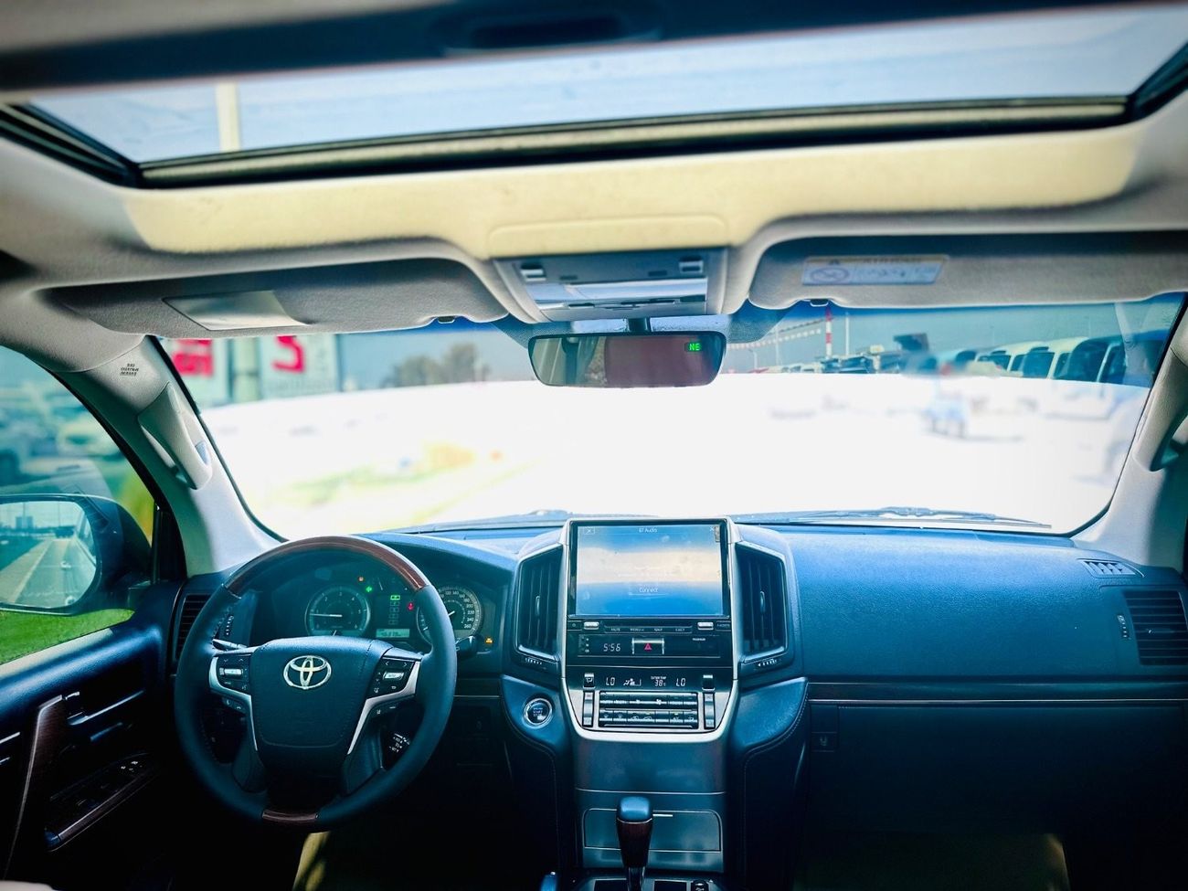 تويوتا لاند كروزر GXR1 4.5L GXR 2018 LHD Diesel Engine V8 Full Option Very Clean And Perfect Condition