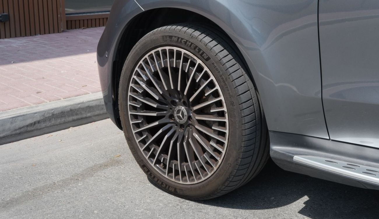 مرسيدس بنز EQC 400 4MATIC