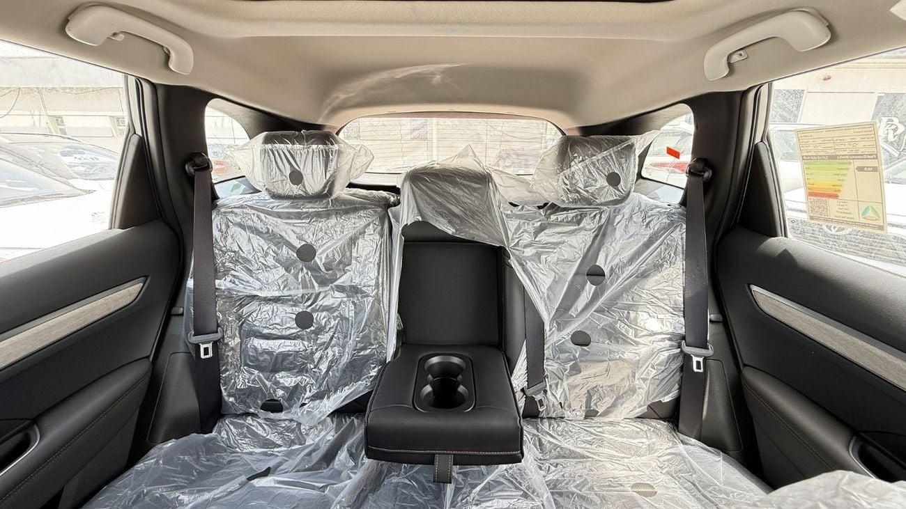 رينو كوليوس 2.5L Petrol 4WD 2025YM