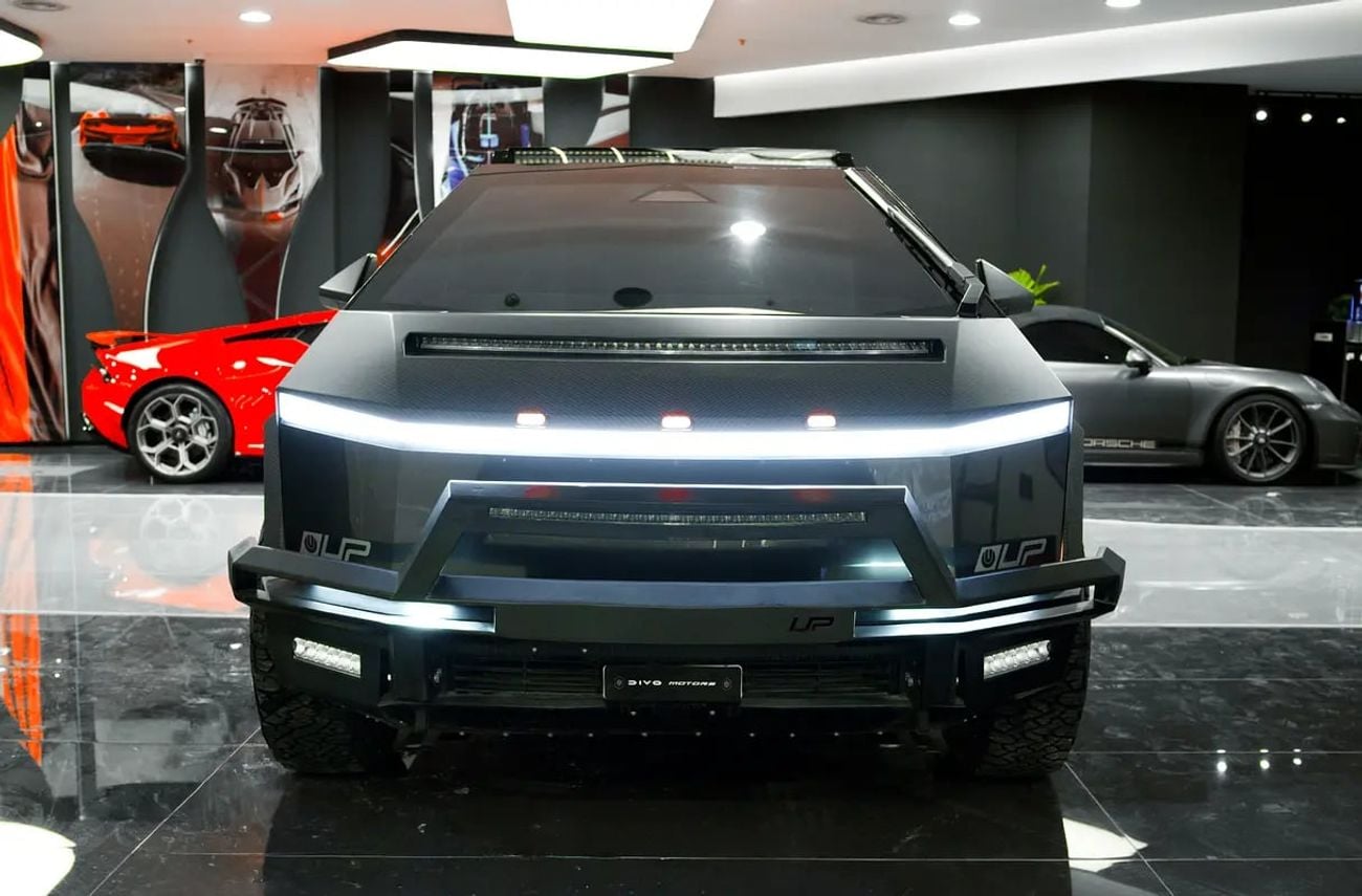 Tesla Cybertruck invincible edition - Brand New!