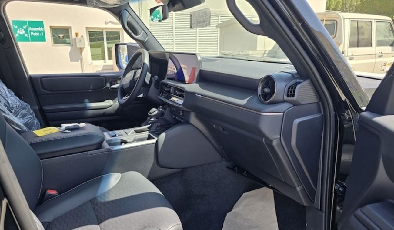 تويوتا برادو Toyota Prado Luxury 2.4L Petrol