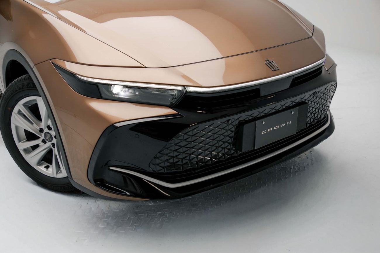 Toyota Crown HEV 2.5L - Precious Bronze Inside Black | Export Only