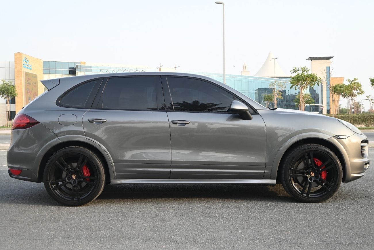 بورش كايان GTS 4.8L