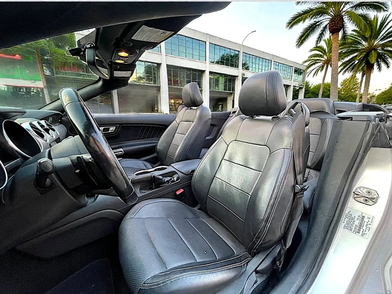 Ford Mustang EcoBoost 2.3L Coupe A/T | ECOBOOST | CONVERTIBLE | WELL MAINTAINED