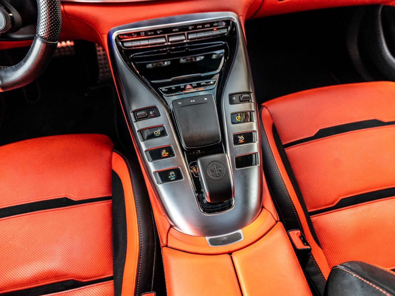 مرسيدس بنز ايه ام جي جي تي 53