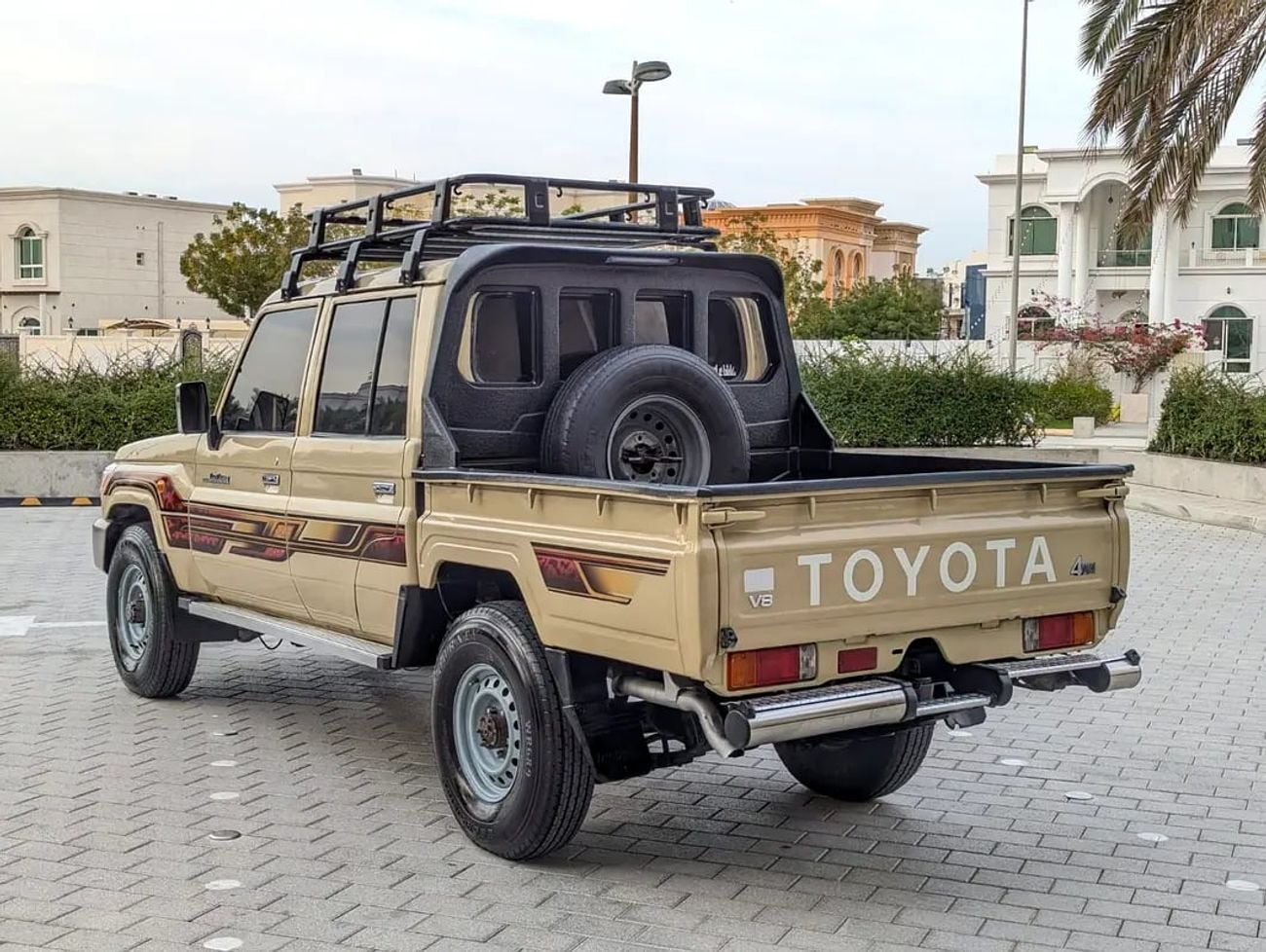 تويوتا لاند كروزر 70 LAND CRUISER PICK UP LC 79 SERIES DIESEL V8 4.5L GCC IN EXCELLENT CONDITION