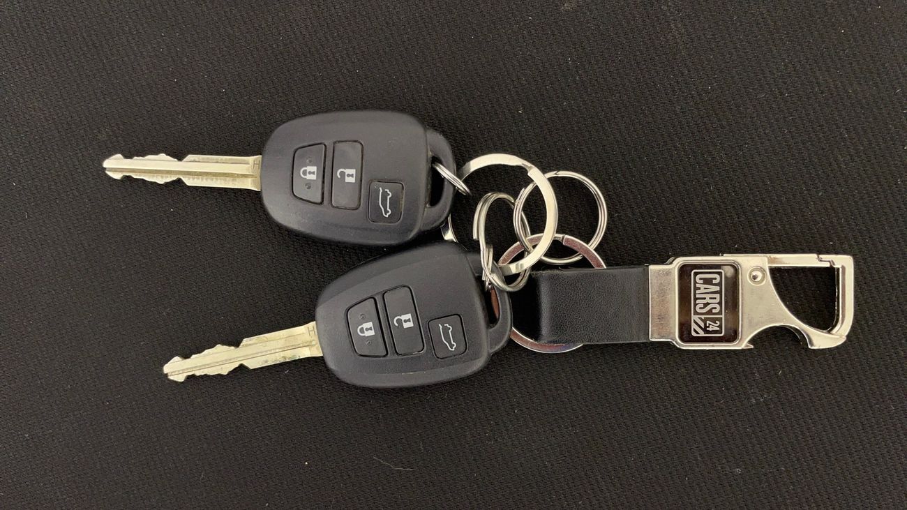 تويوتا برادو GXR 2.7 | بدون دفعة مقدمة | اختبار القيادة في المنزل