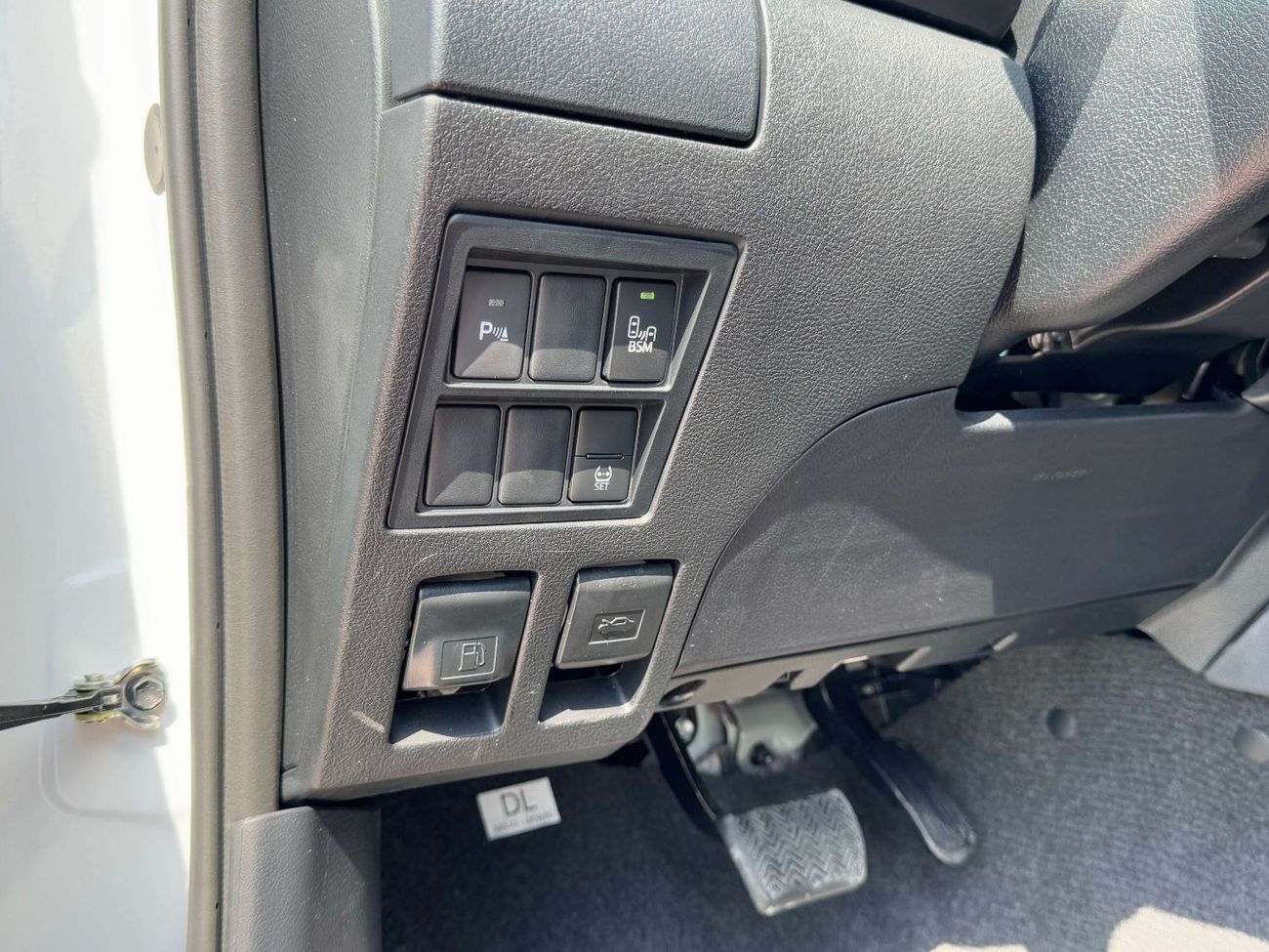 تويوتا هيلوكس 2025 TOYOTA HILUX D/C 4X4 2.4L DIESEL AUTO HIGH GCC BRAND NEW 0KM