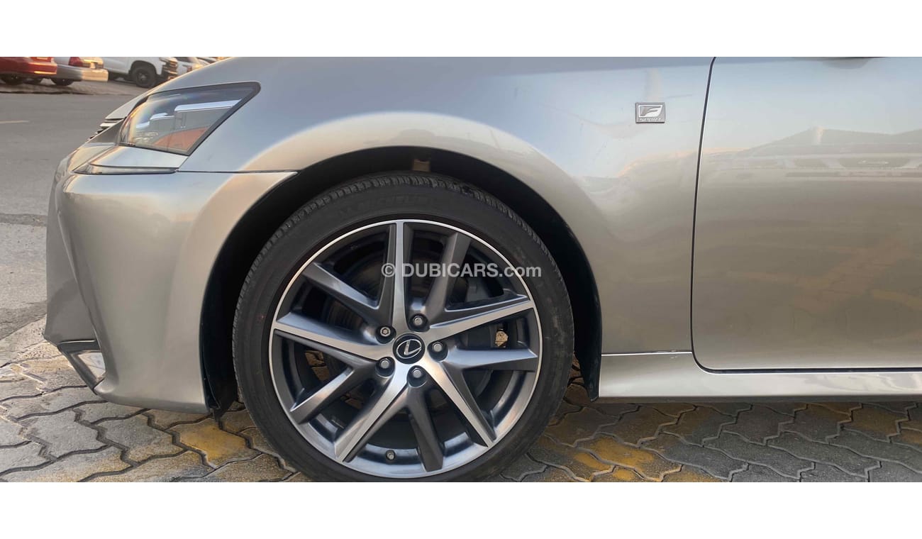 لكزس GS 350 Full option F sport