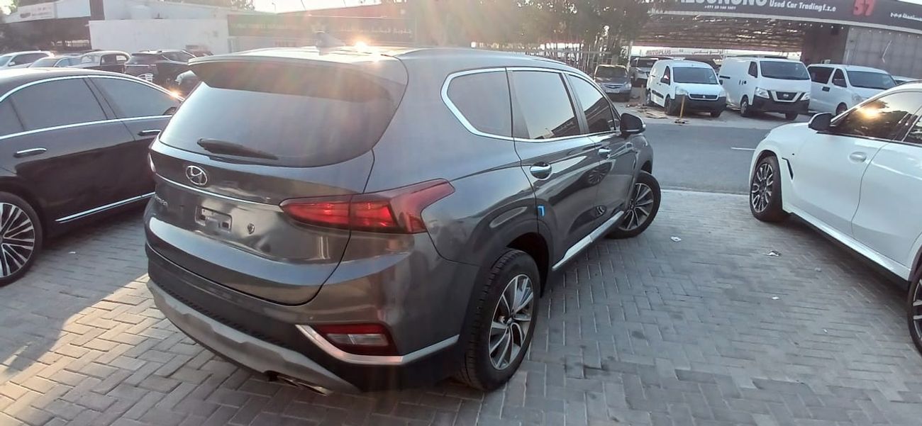 Hyundai Santa Fe hyundai santafe 2020 korea specs