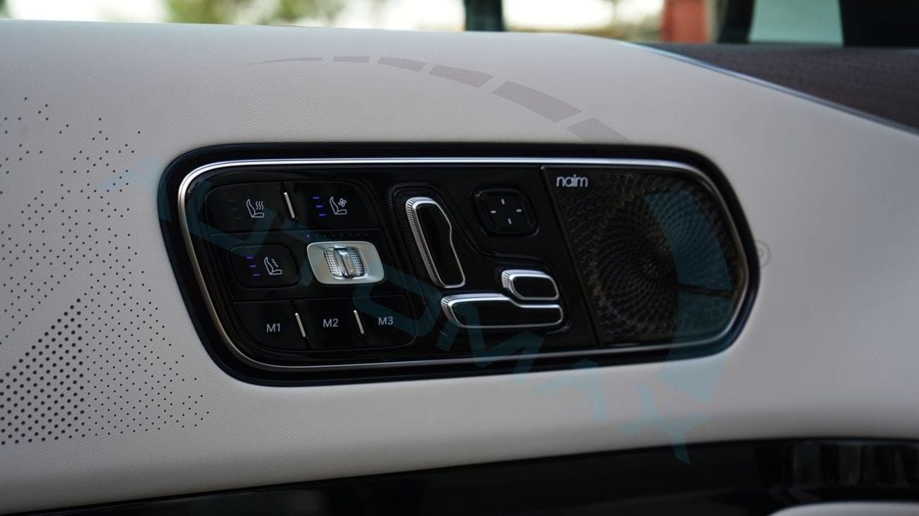 زيكر 9X Falgship Plug-in Hybrid AWD 2.0T 2025 0Km With Warranty