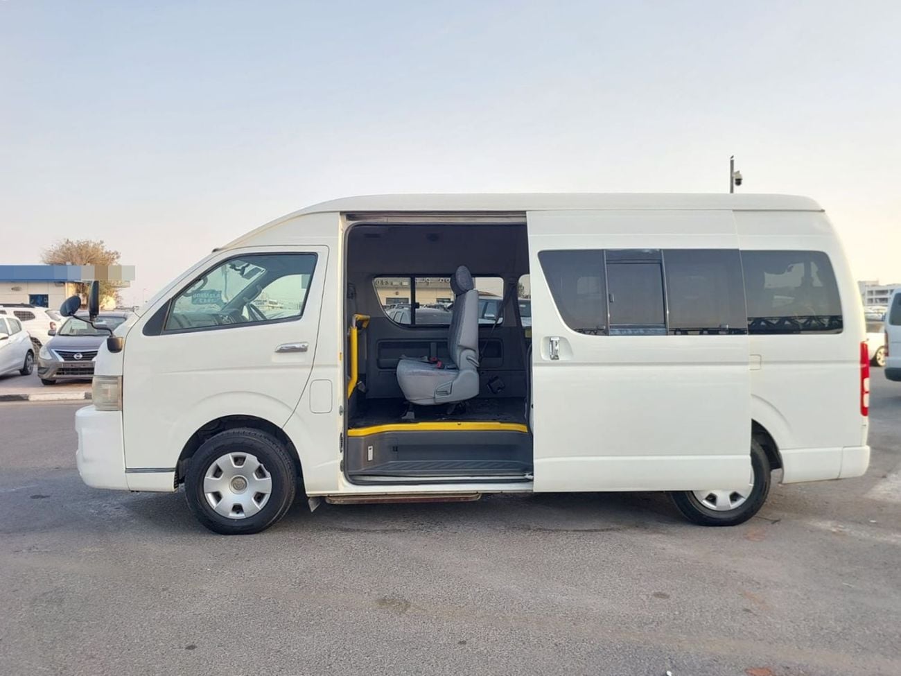 تويوتا هاياس 2006 TOYOTA HIACE VAN RHD PETROL AUTOMATIC 2.7L (PM08454)
