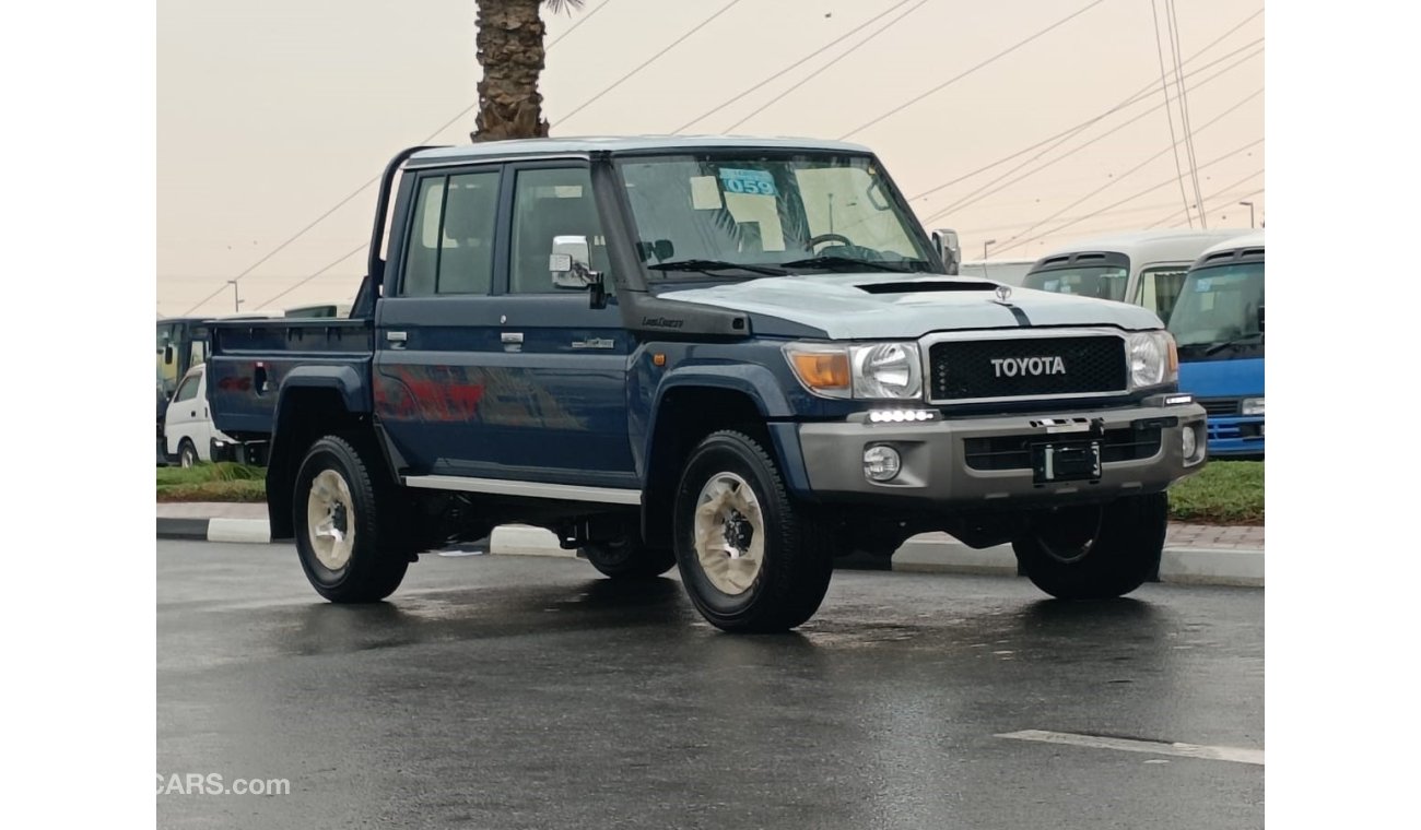 تويوتا لاند كروزر بيك آب 4.5L V8 Diesel, M/T / Double Cab / Diff Lock (CODE # 45036)