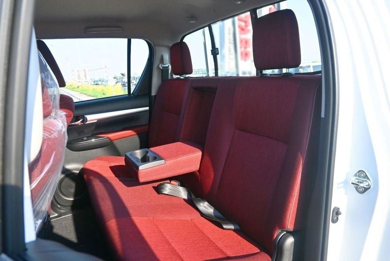 تويوتا هيلوكس Toyota Hilux 2.7L Petrol Manual 4WD 2025